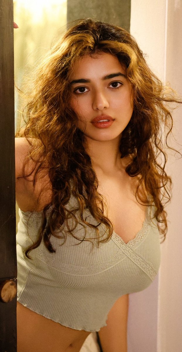 CelebGlamCG's tweet photo. Ketika Sharma ❤️ 
#KetikaSharma https://t.co/IvoASnJVP1