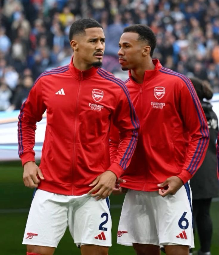 (CFC) OBEY tweet media