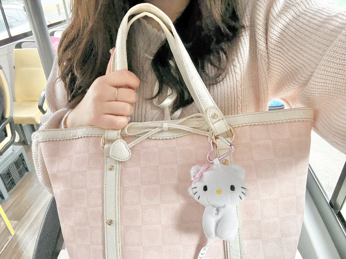 sobakitty's tweet photo. 자퇴하니까 너뮤 ��다 https://t.co/pugyogpuDL
