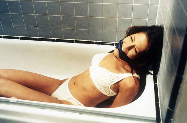 gaglover92's tweet photo. Jamie Luner on a interview said :

My mother called and asked me what I'm doing. I said, I'm in a bathtub bound and
gagged in my bra and panties. She said,

'That's my girl. https://t.co/ju0tLzP8le