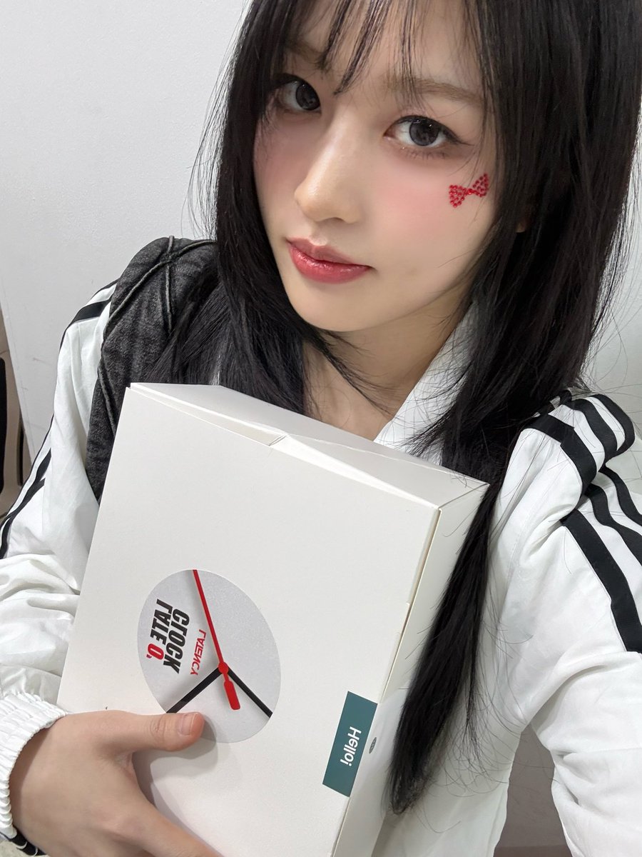 희연 HEE YEON tweet media