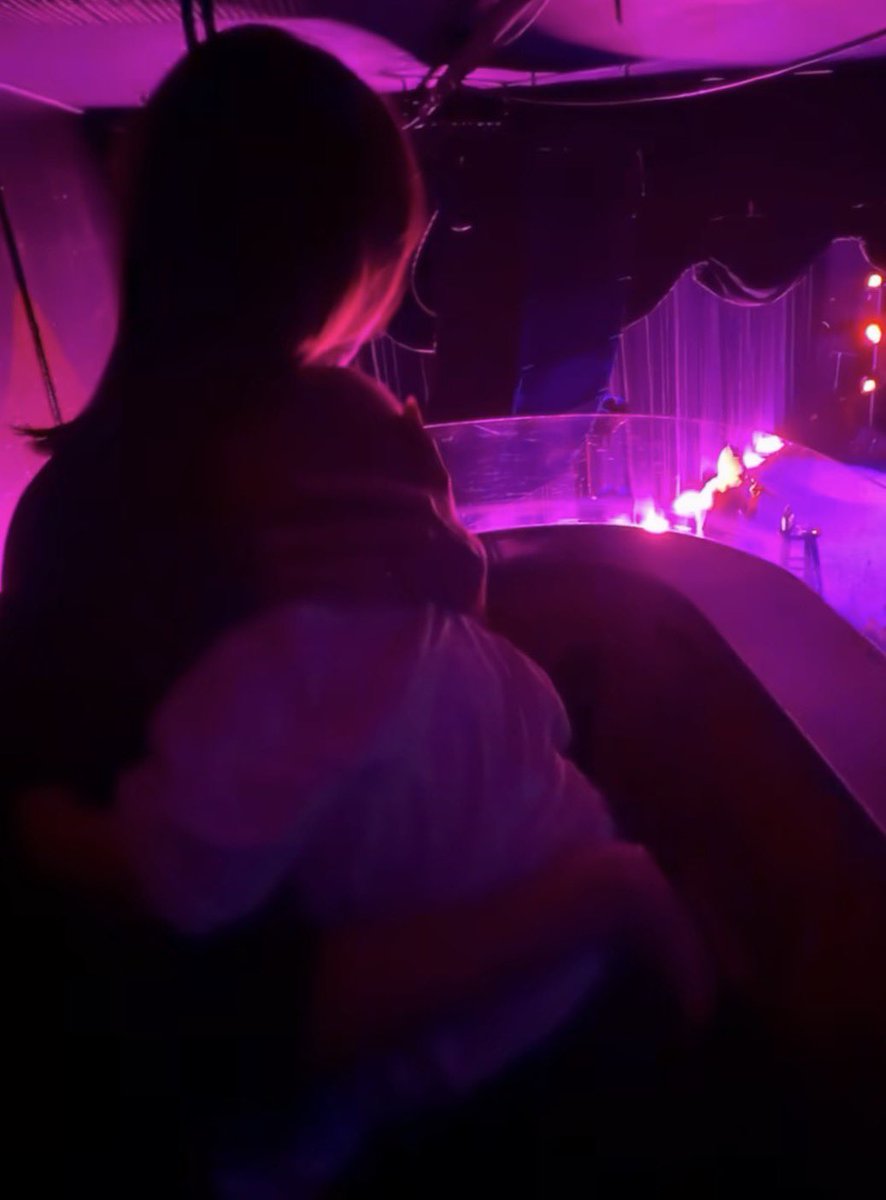 gigi ★ BIEBERCHELLA tweet media