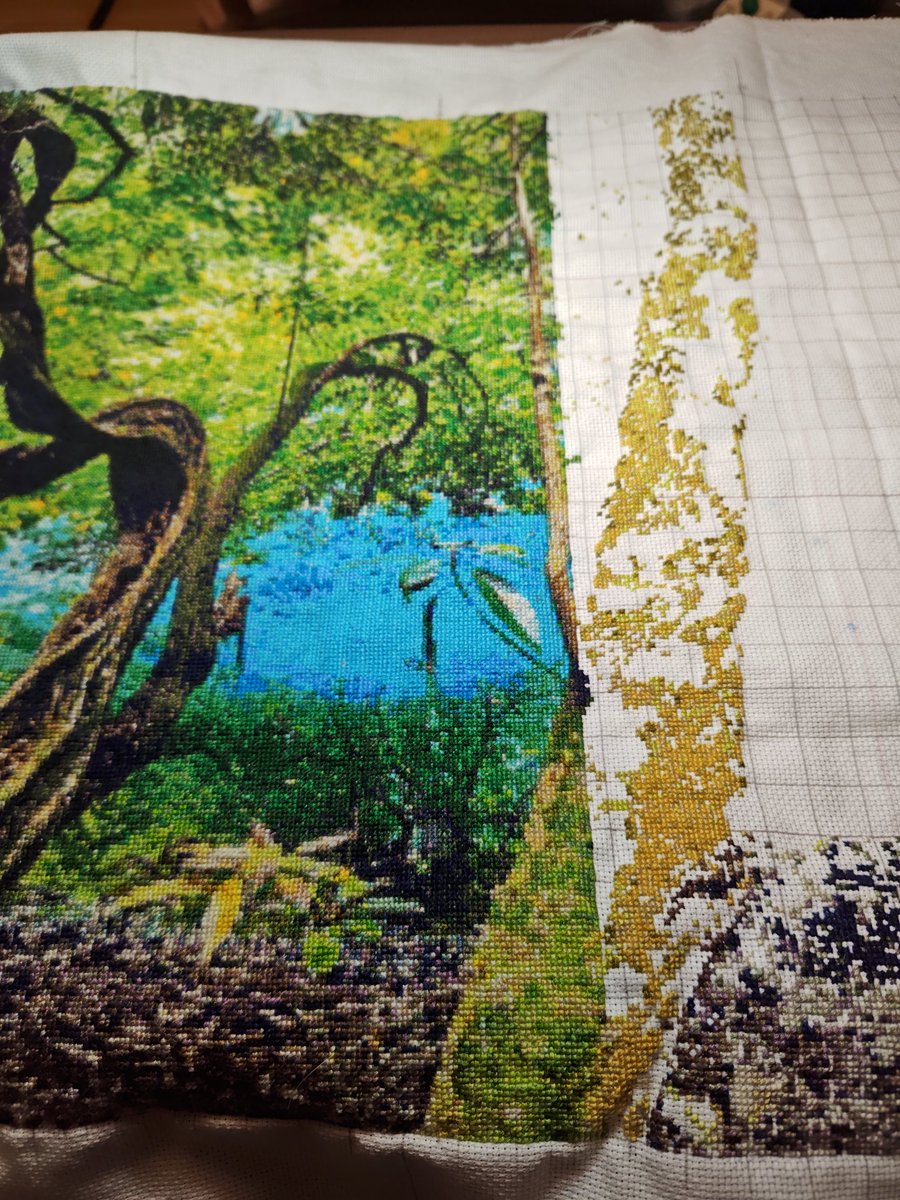 valencia3104231's tweet image. 5/2から山形の文翔館で個展を開催します。
​今のこの写実的な表現を追求し始めて18年。
この新作は個展には間に合いませんが、積み重ねてきた技術を込めた渾身の約20作品を展示します。
​One stitch at a time, for a world of peace and art.
​#山形ステッチ #CrossStitch #Embroidery #Art #山形