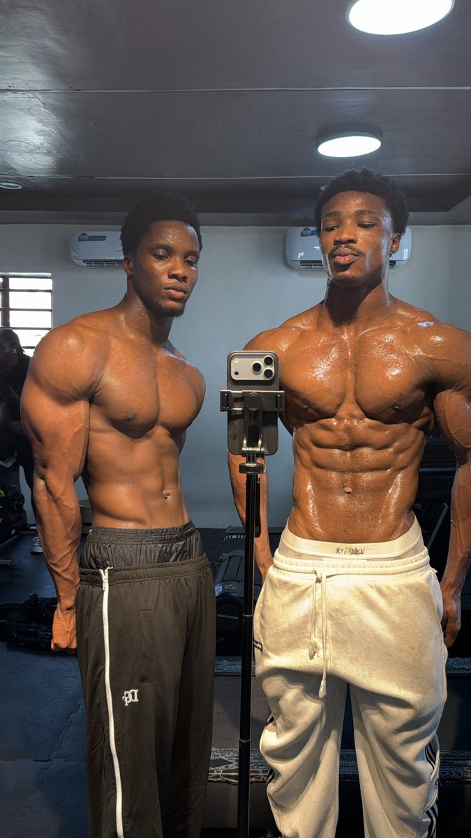 Errorrrr40444 tweet media