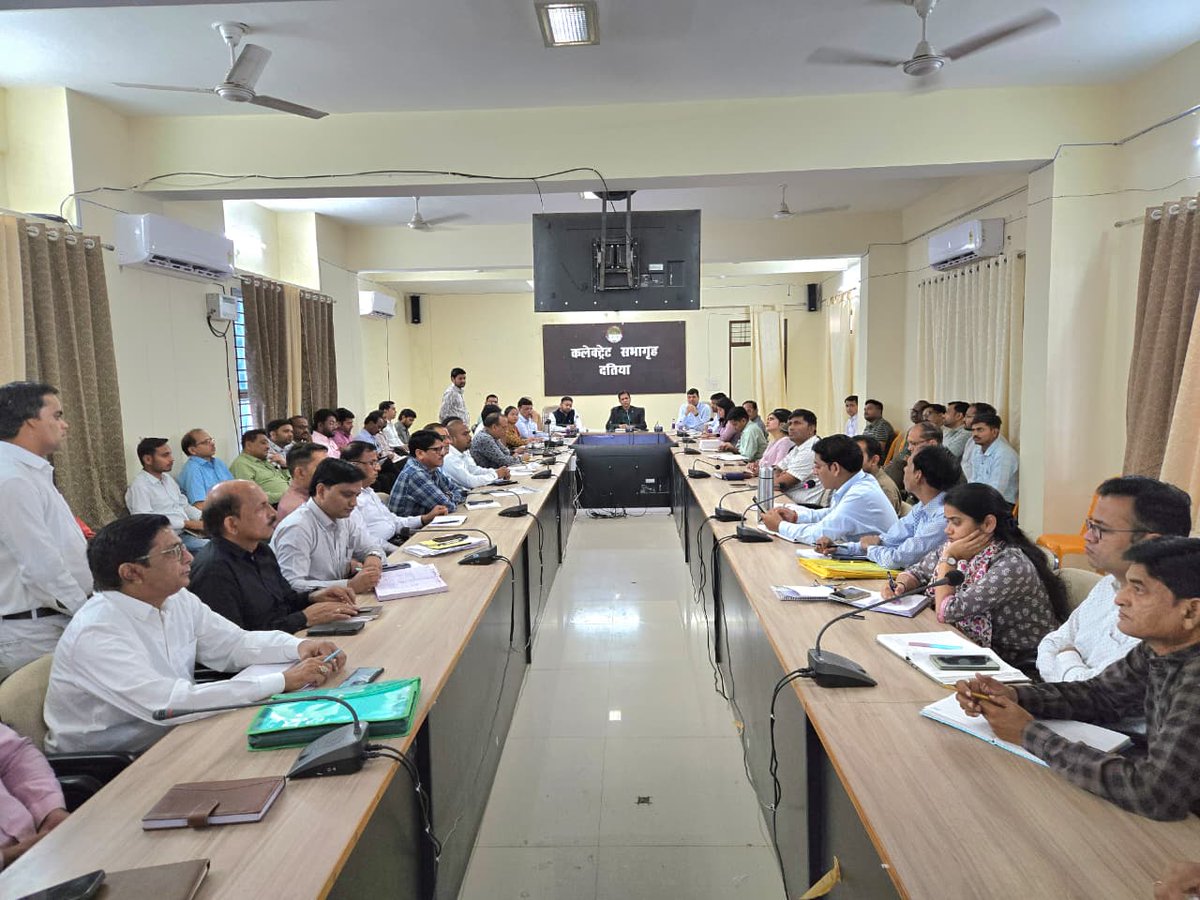 Collector Datia tweet media