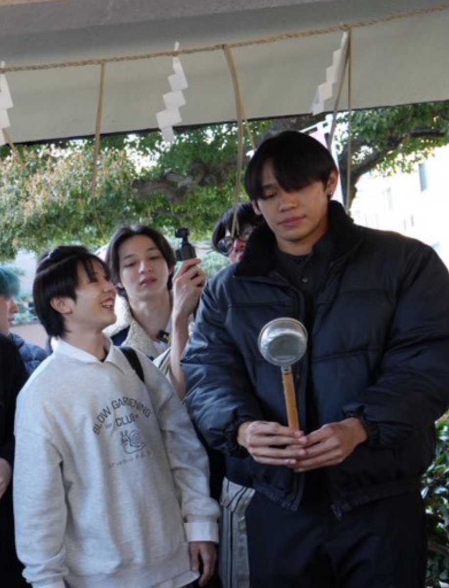 may 🪷 tweet media