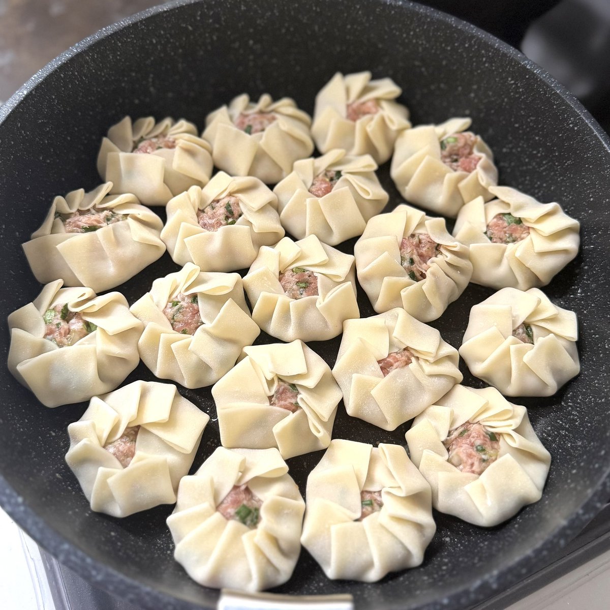 にらまんじゅう🥟🥟