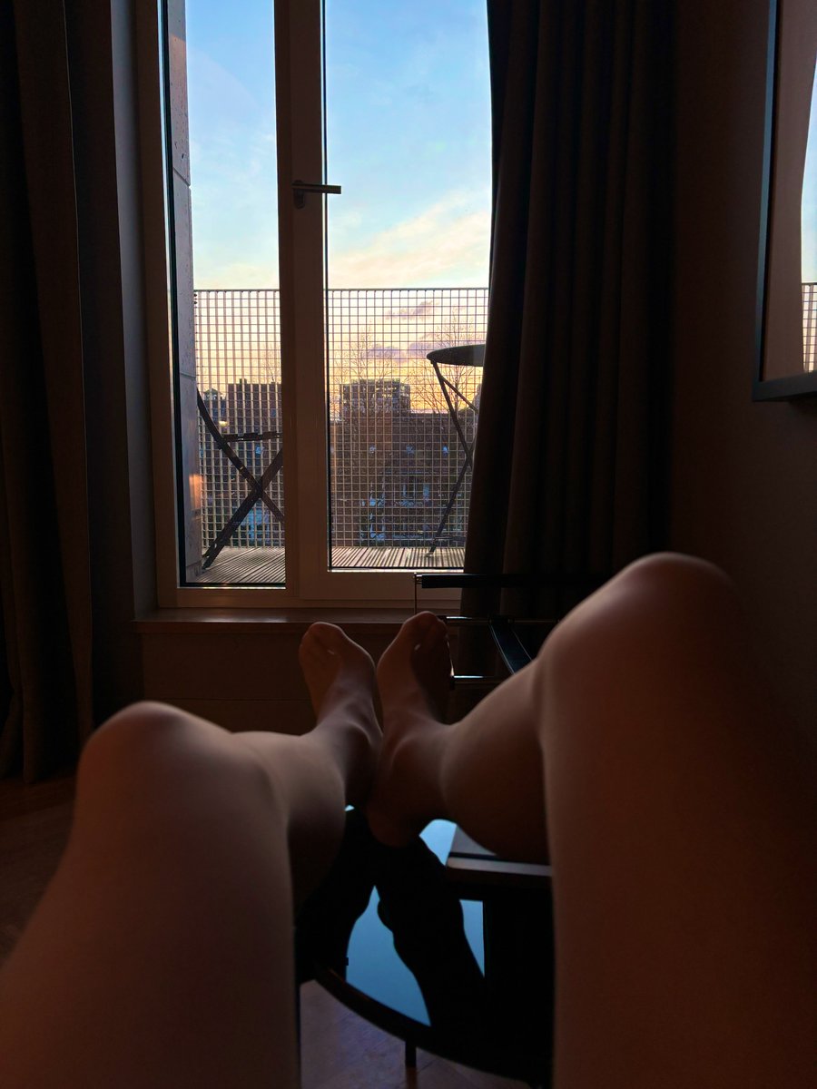 就在日落以后🌄