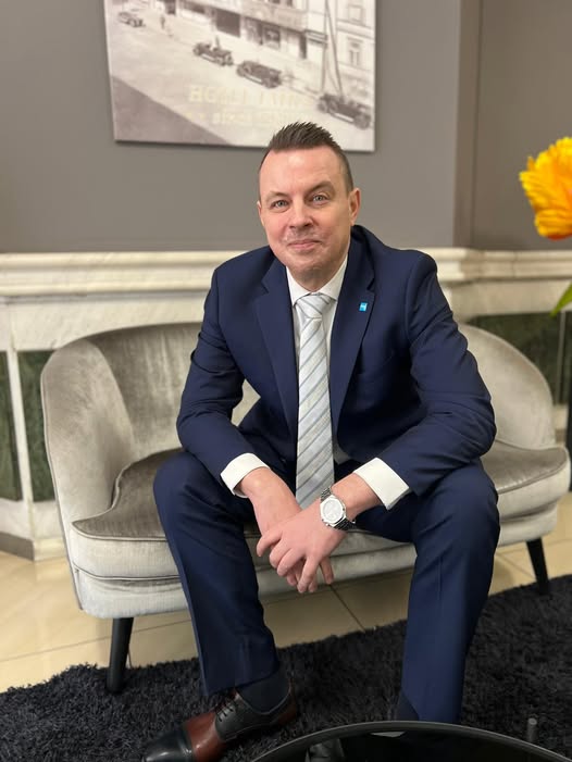 Poslední skaut™ tweet media