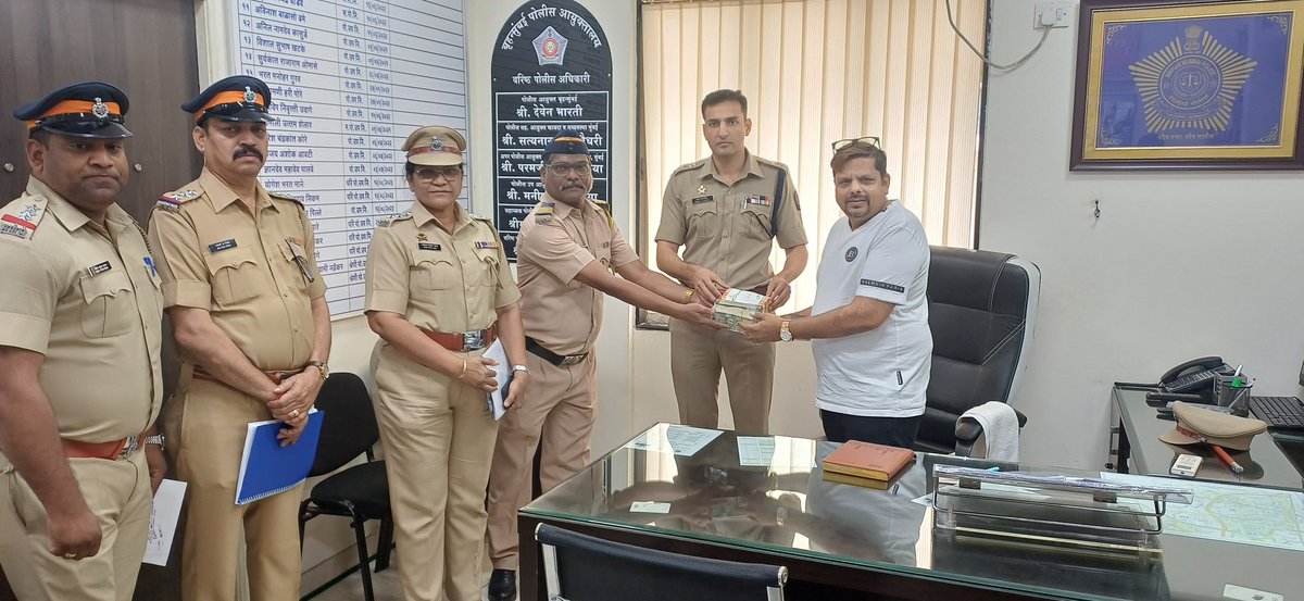 विलेपार्ले पोलीस ठाणे- Vile Parle PS Mumbai tweet media