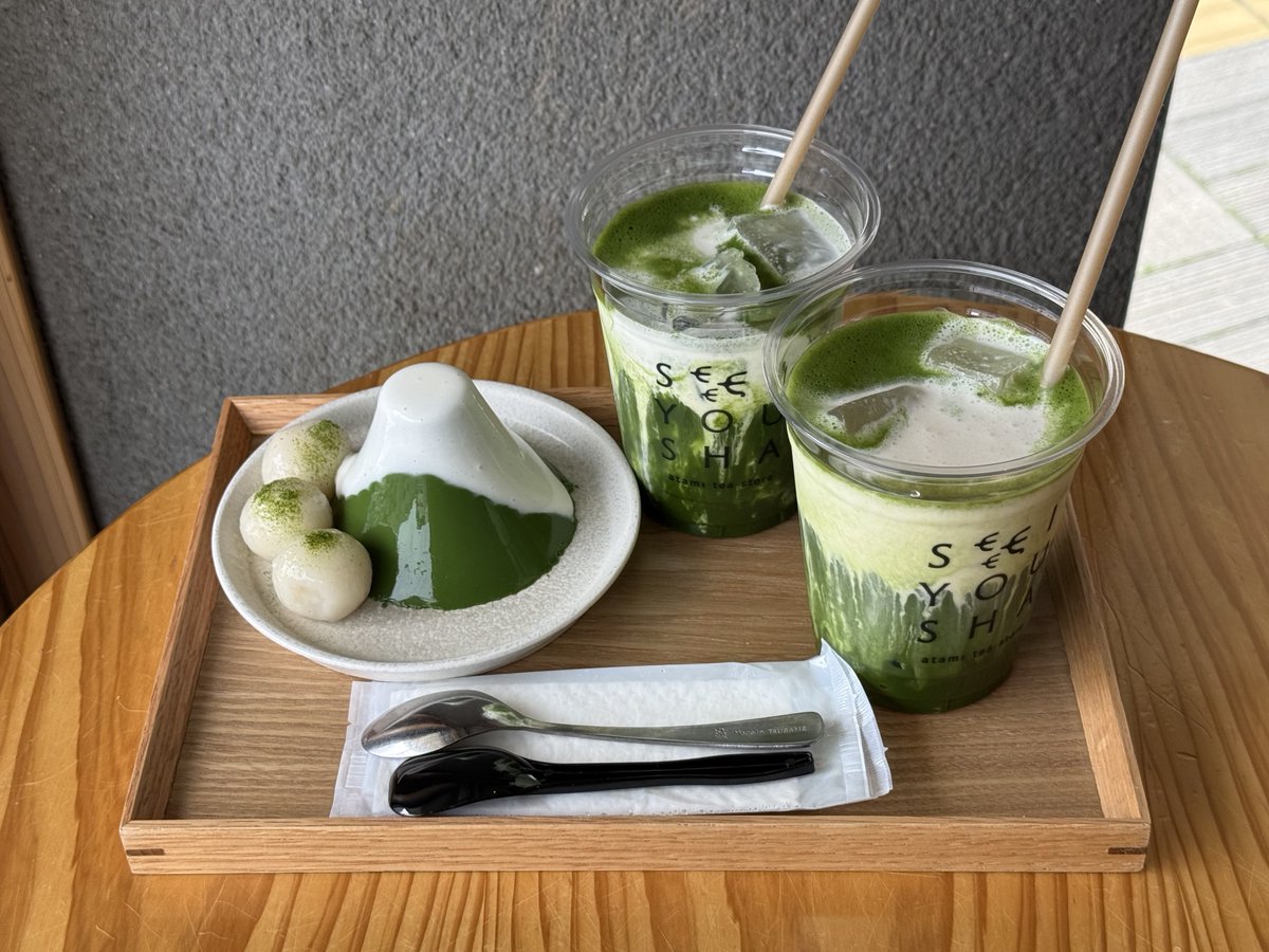 cakeshop's tweet image. big fan of bouncy pudding