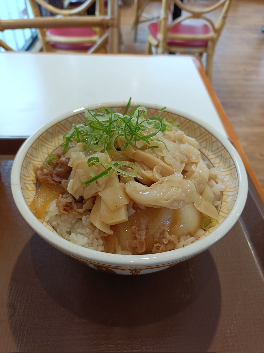 haruto_stb's tweet photo. すき家 https://t.co/VHBPD2G6Fa