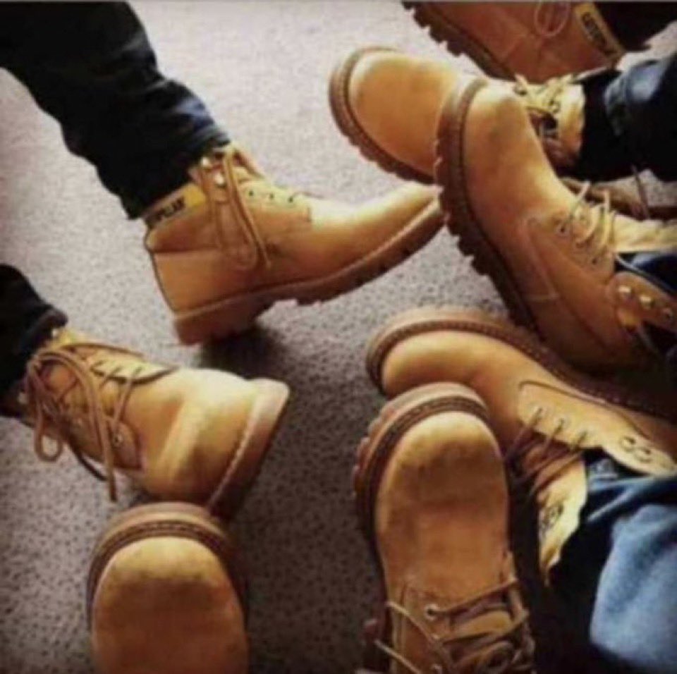 DEMAN005 tweet media