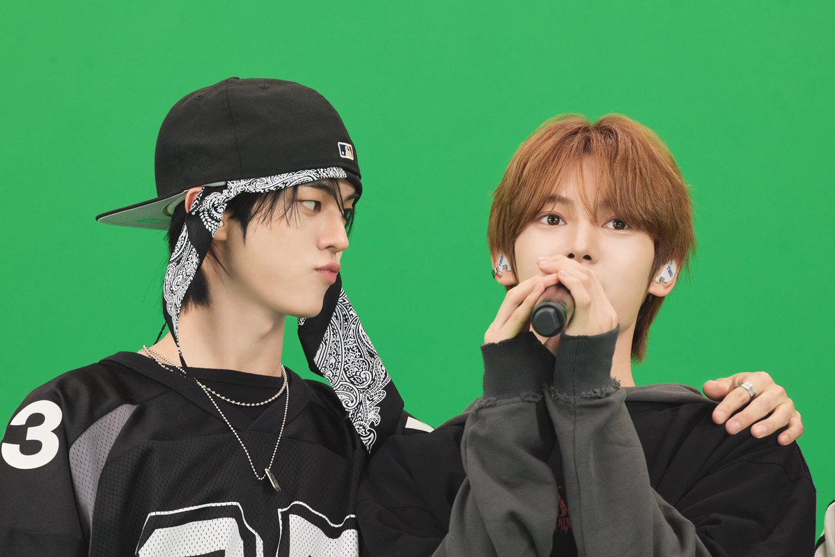 어메이즈 tweet media