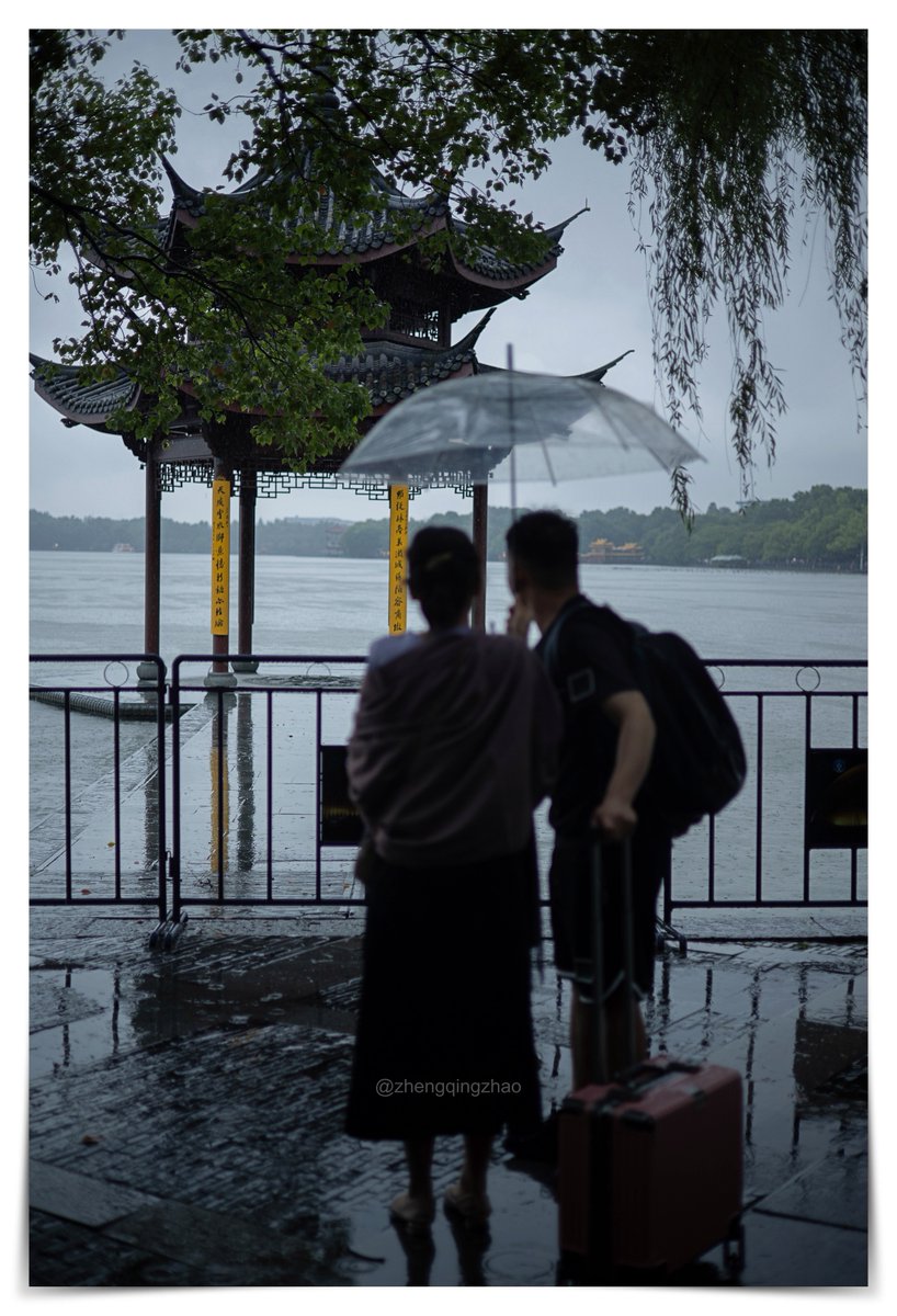 R. Craig Ferguson tweet media