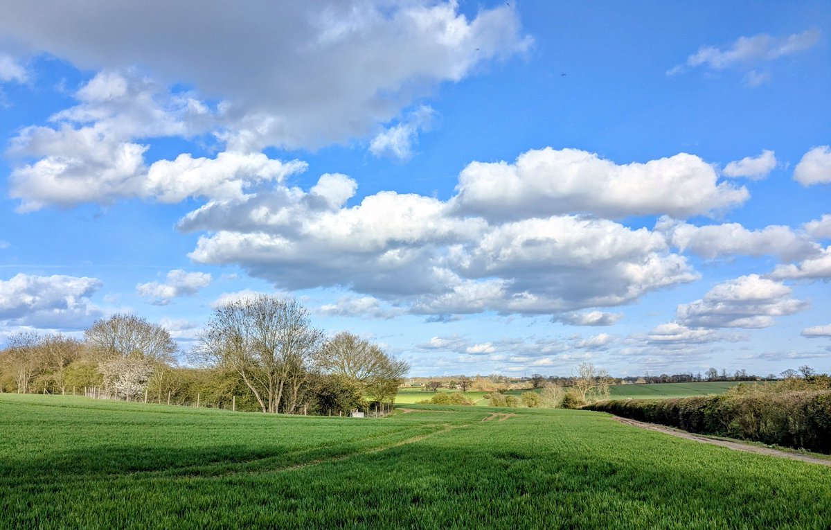 clairevhill's tweet image. Lovely day with family yesterday #farm #countryside #Kaiya