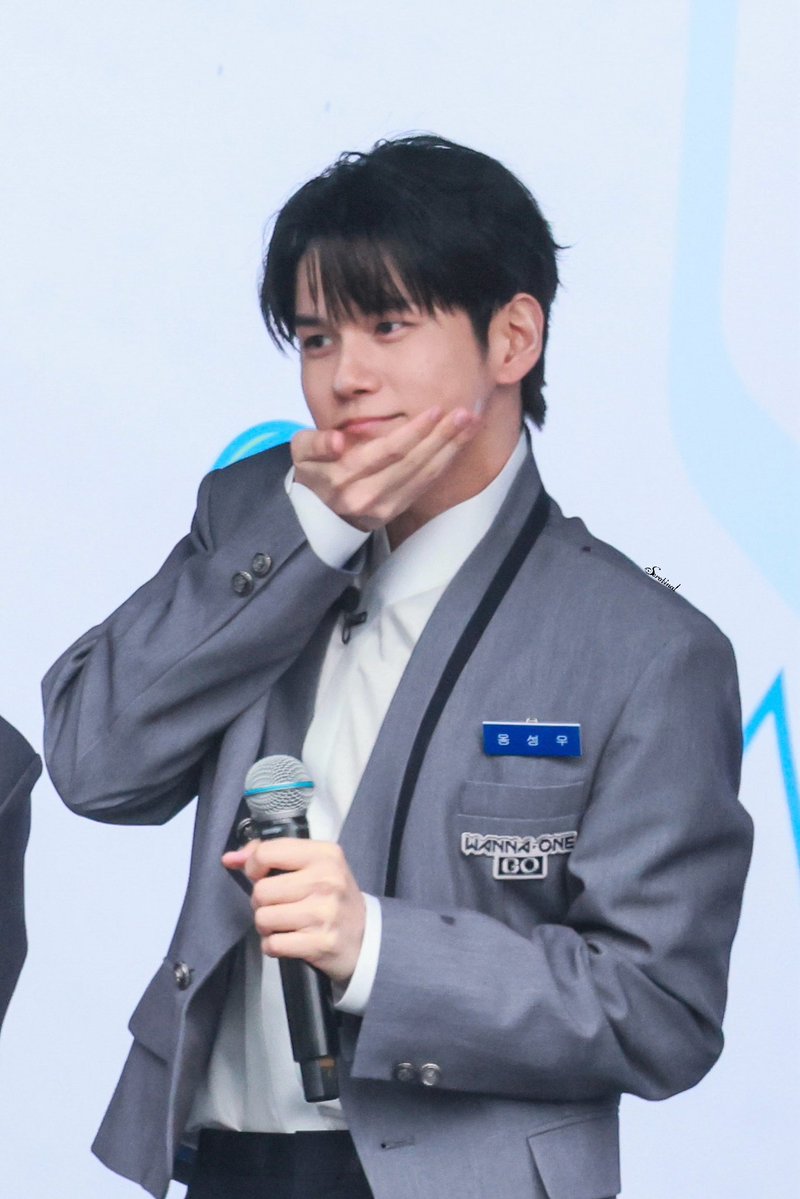 Serotinal tweet media