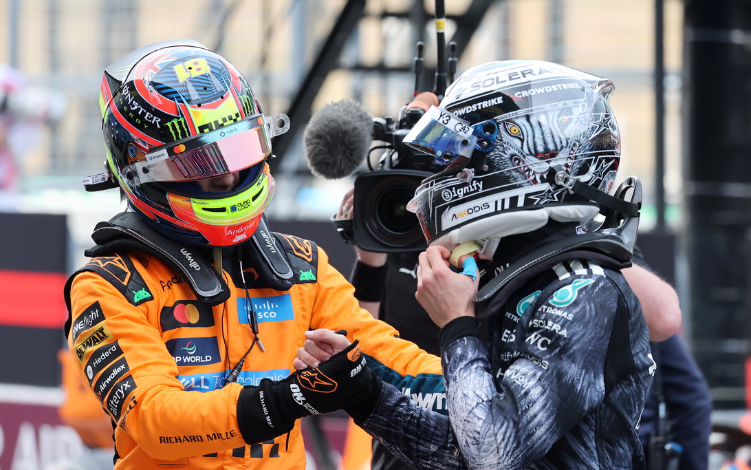 Motorsportive tweet media