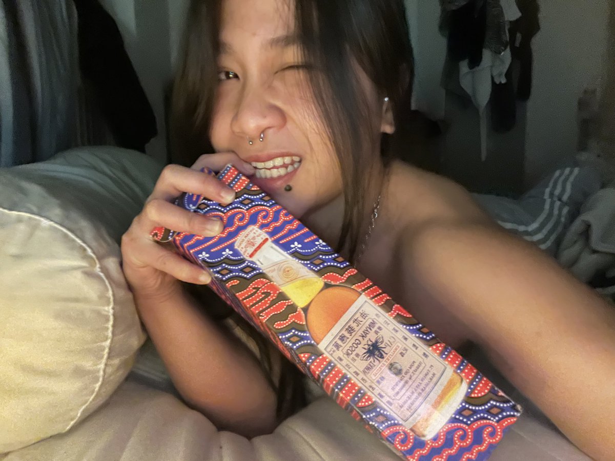 inaya🧟‍♀️⬅️ tweet media