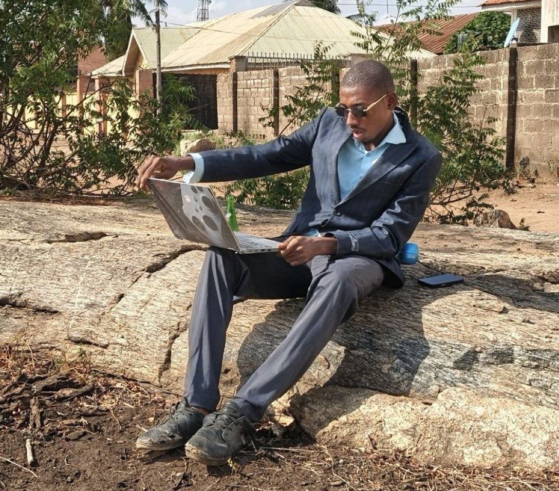 Joe 💭 tweet media