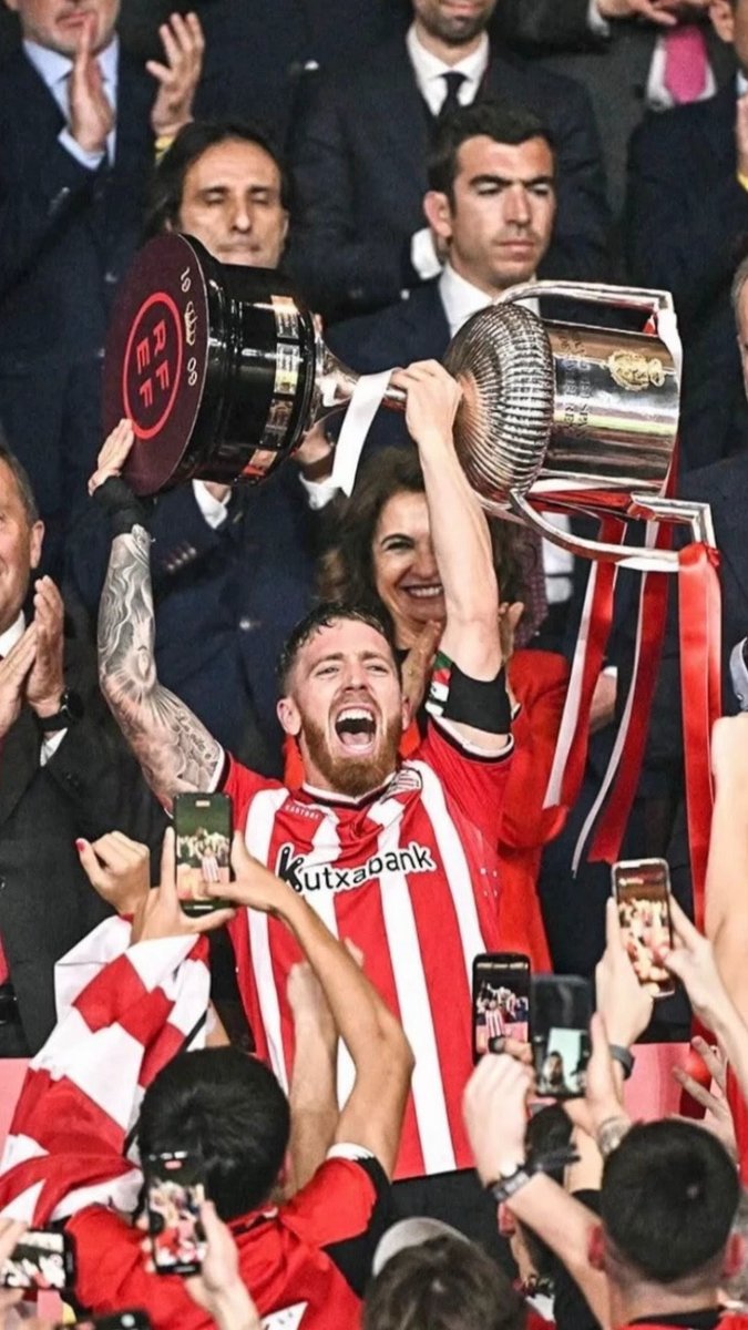 2_gallu's tweet photo. BI URTE 🔴⚪🦁 https://t.co/mLjaohhSkN