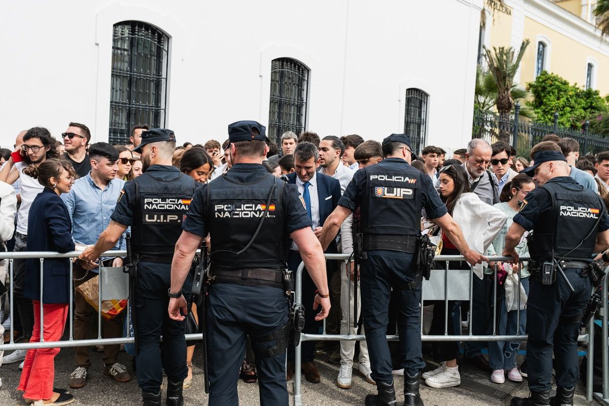 Pasión de Sevilla tweet media