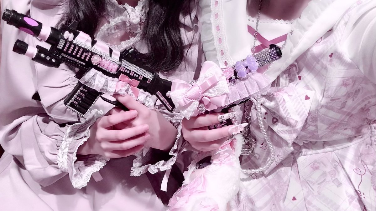 ろるん💜👓 tweet media