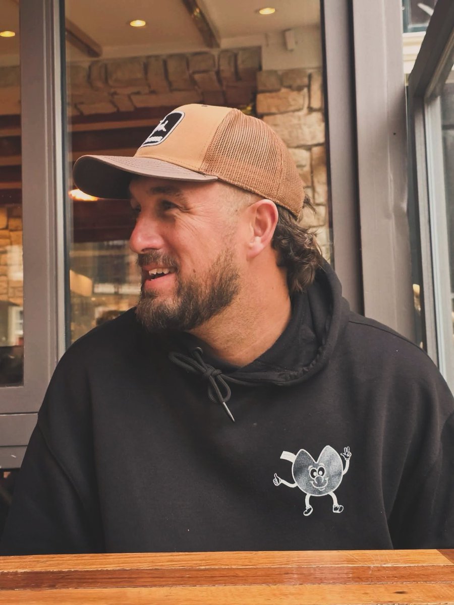 Onlyowain tweet media