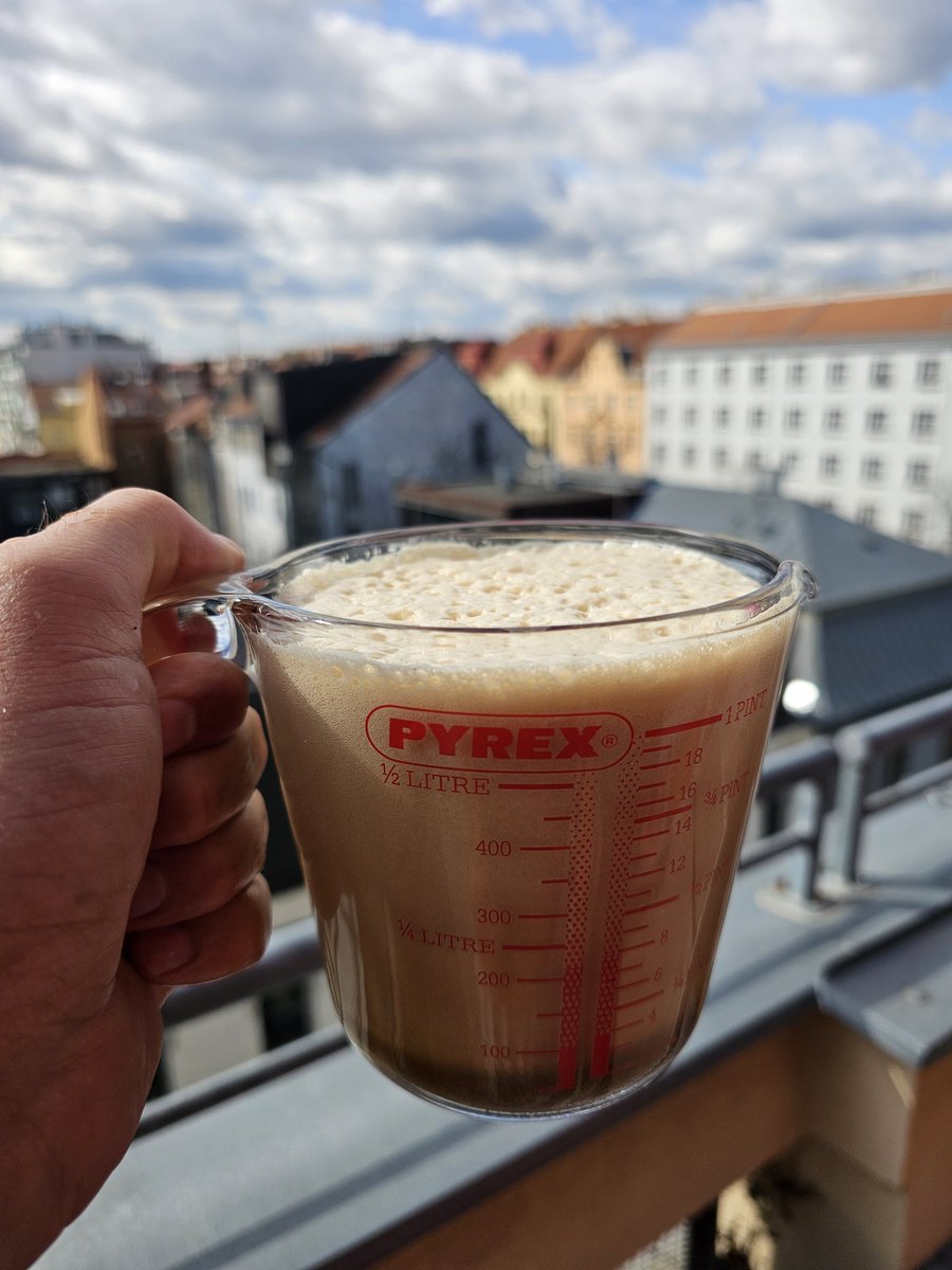 Karaoke Andi tweet media