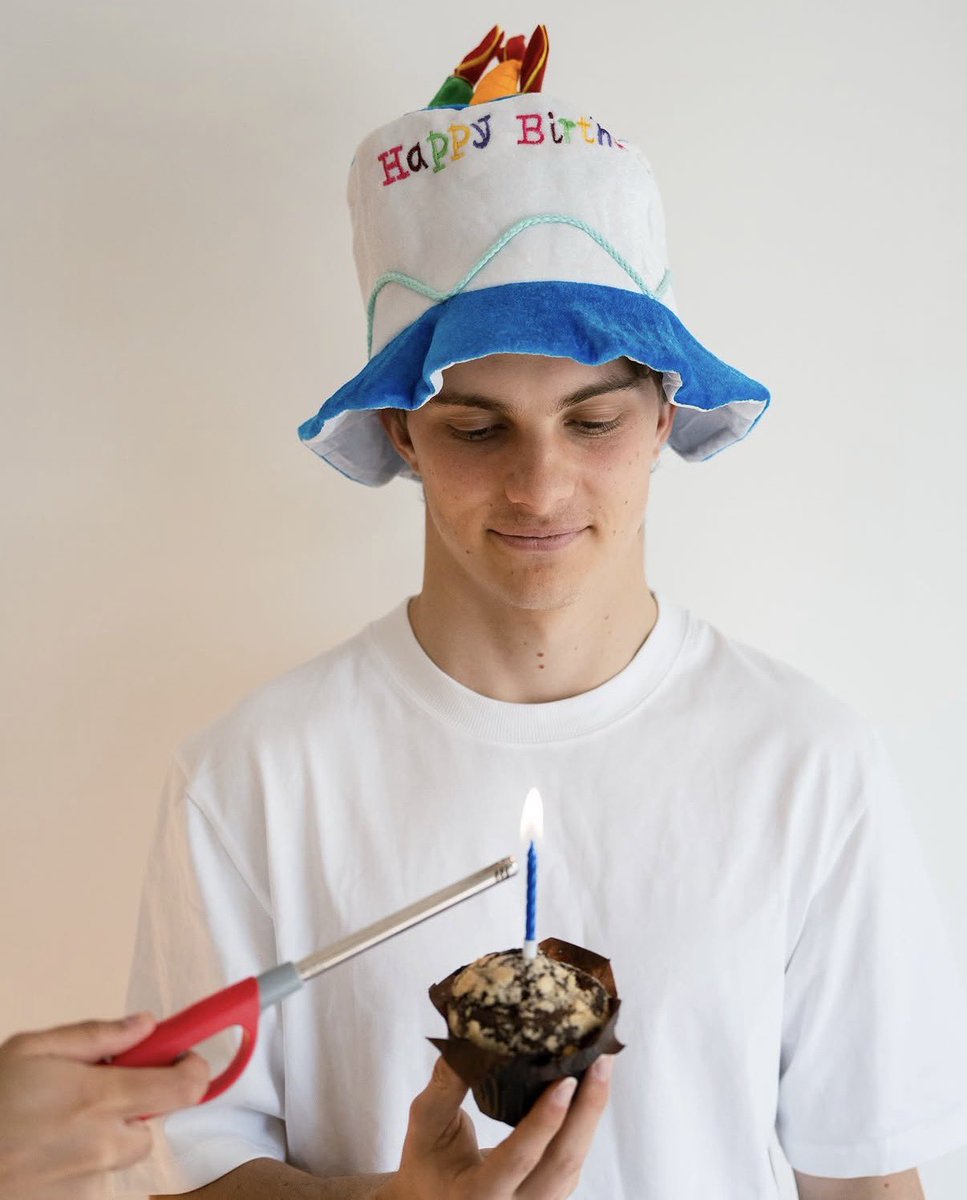 opeightyone tweet media