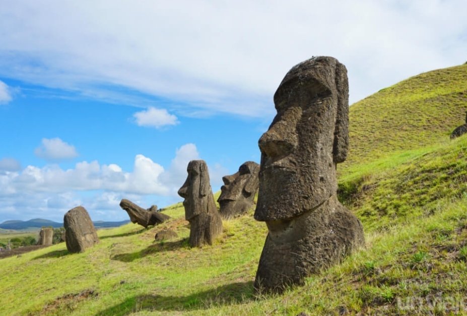 yatedigoyoque's tweet photo. Hoy es lunes de pascua. 

Muchas felicidades a los masais.

Meharis.

Moeves.

Nanais.

Bueno, cómo se llamen, hostias, felicidades para ellos. 

Romais creo que es.

Mileis. No ese es otro. https://t.co/FDgMynjy22