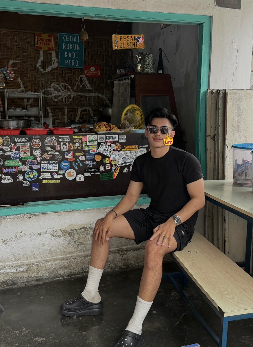 Raja👑 tweet media