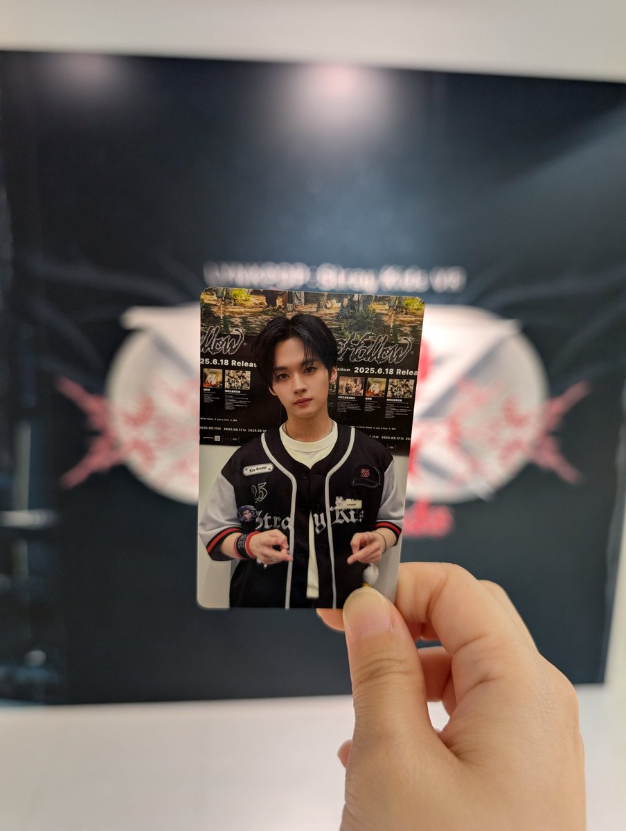 もちこ tweet media