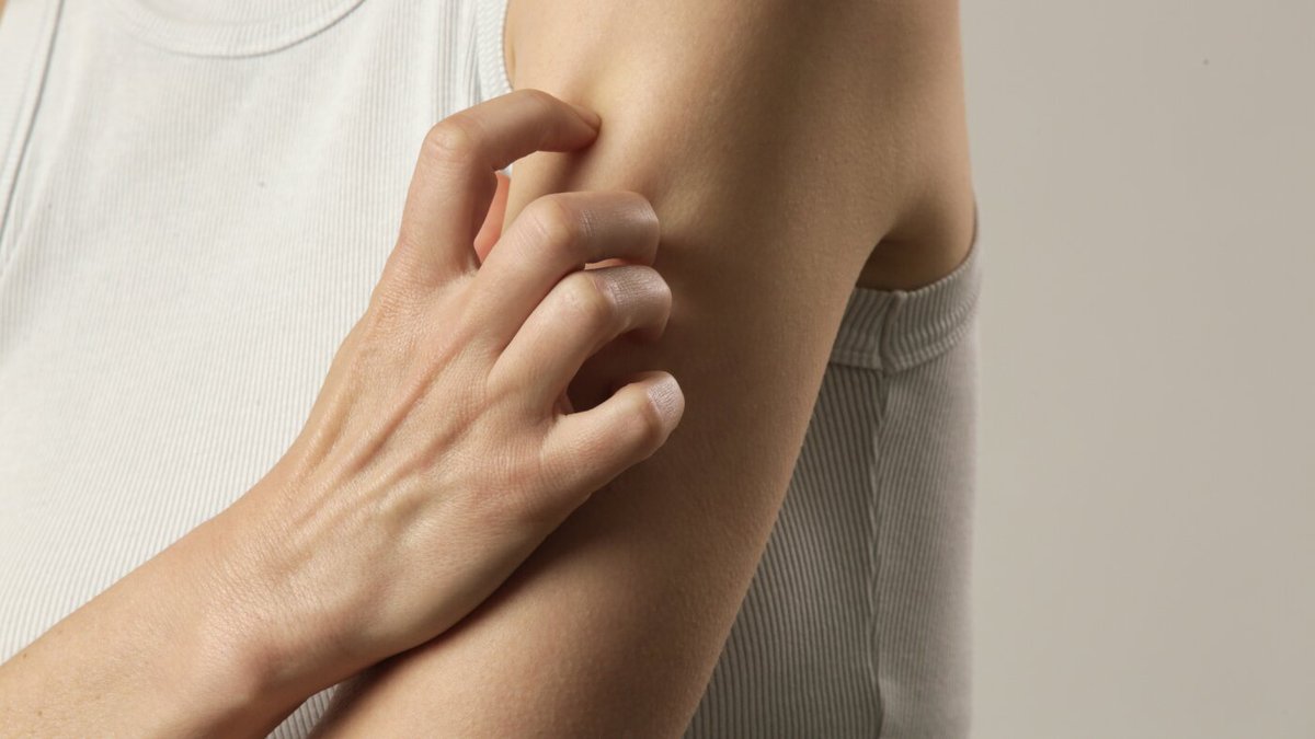 evanderburg's tweet image. Shingles can hit younger than you think. The vaccine can prevent excruciating pain i.securitythinkingcap.com/TRttGZ