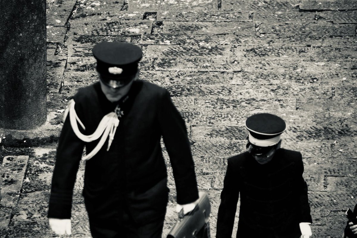 そうせききんのすけ tweet media