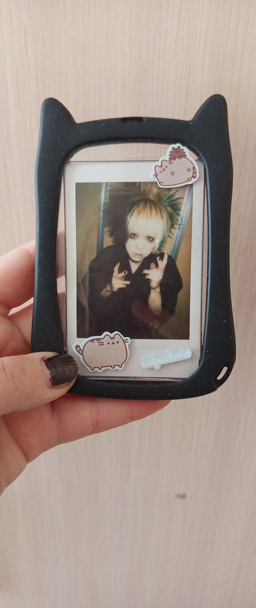 MegusDzikuss's tweet photo. #netogya #vkeitwt check cus im bored and i came up with it yesterday
Honmeiban: XAAXAA
Honmei: An
Oshis: I-san, Kaya, rest of XAAXAA members
've seen: none ;(
Fan since: over a year
First ever honmeiban: MM
First ever Honmei: Kaya
Chekis check: i have only one lmao https://t.co/OKNoaEXQ5B
