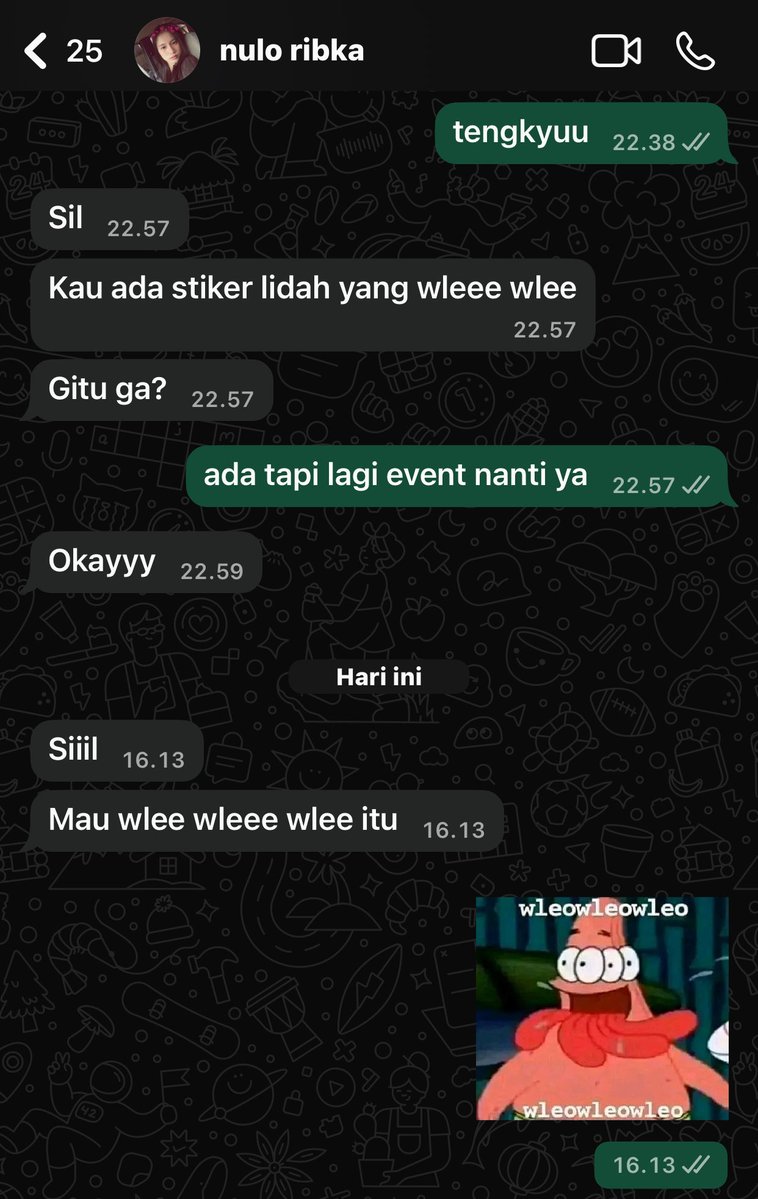 phyllova tweet media