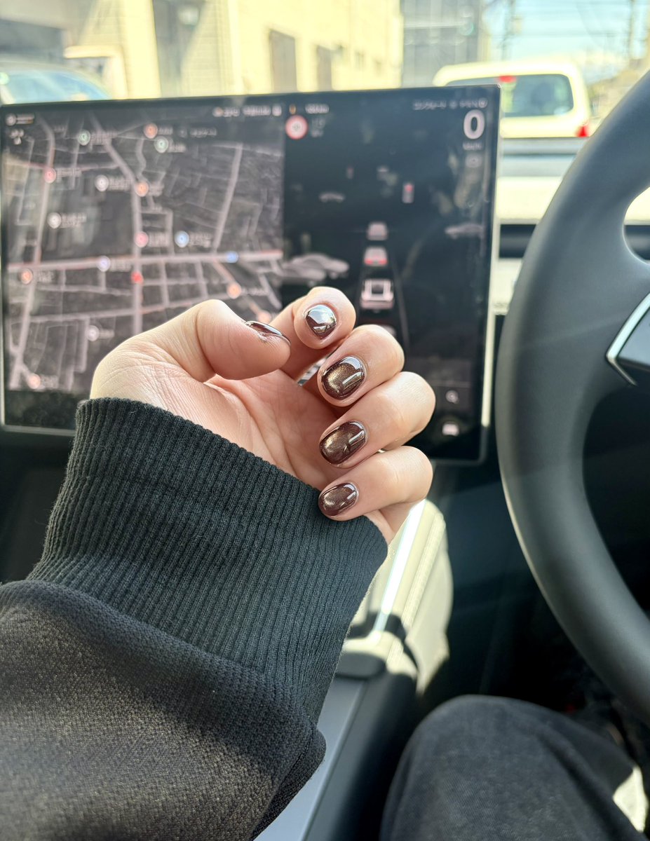 からみ tweet media