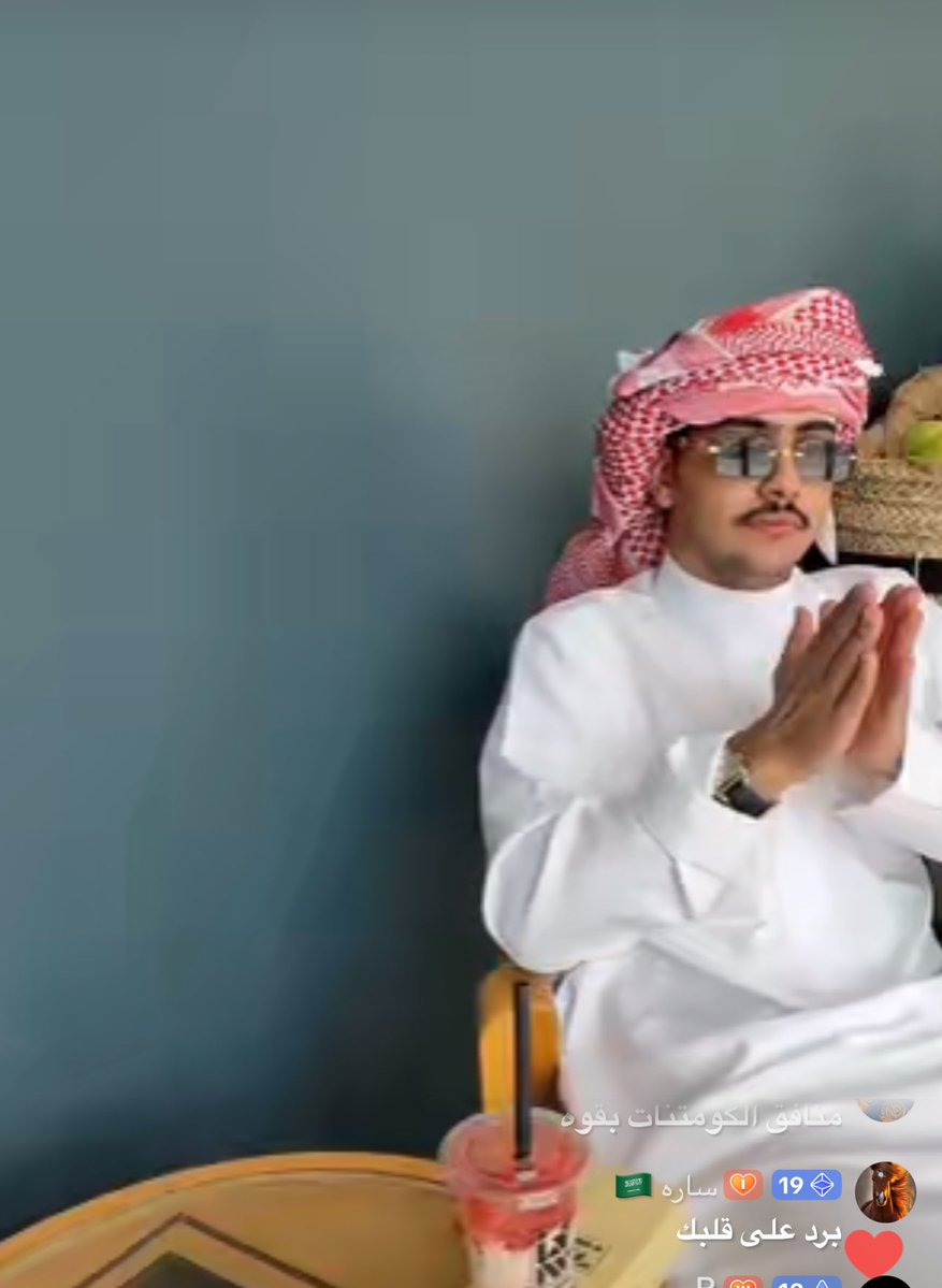 💙القمر💙 tweet media