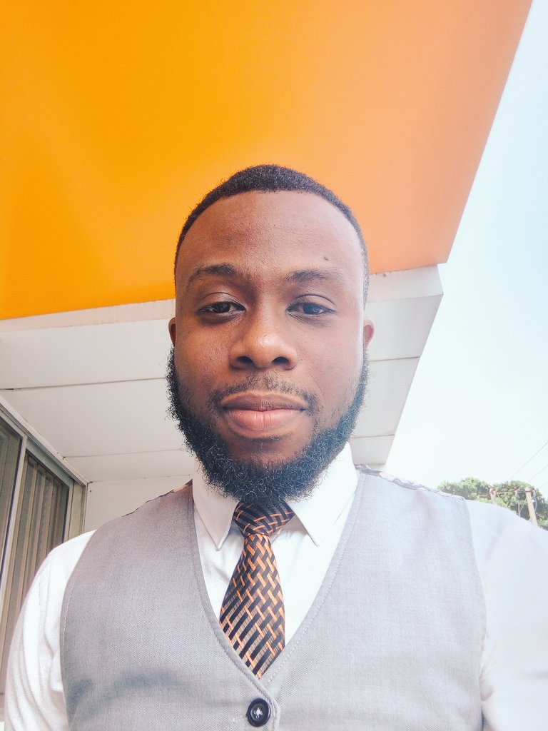 Happy birthday to myself once again... 🍰 

I'm grateful for the love you've shown me Lord 🙏  
I'm grateful for an amazing family 
I'm grateful to have connected with Kind and thoughtful Friends

Cheers 🥂🥳 to greater heights ahead