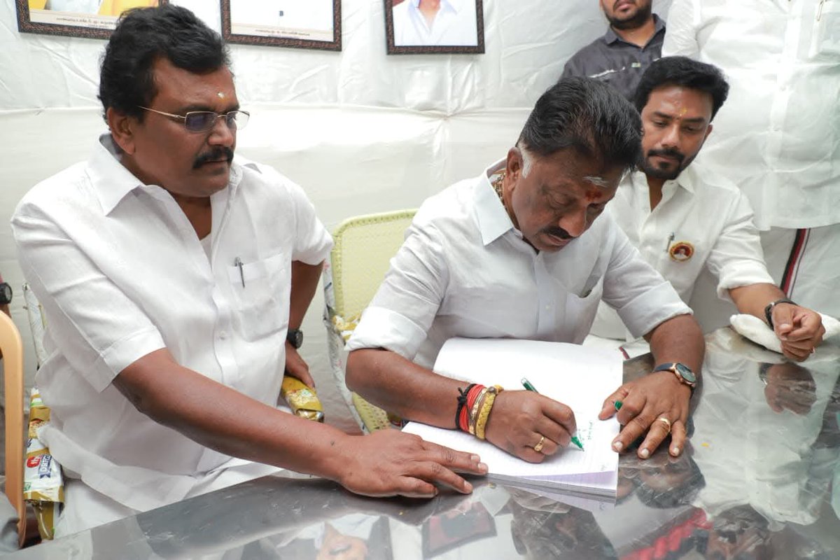 O Panneerselvam tweet media