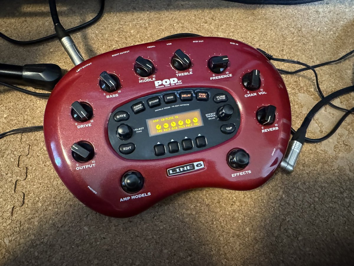 機材整理ついでに引っ張り出してみた！
懐かしい音だけど、悪くない笑
