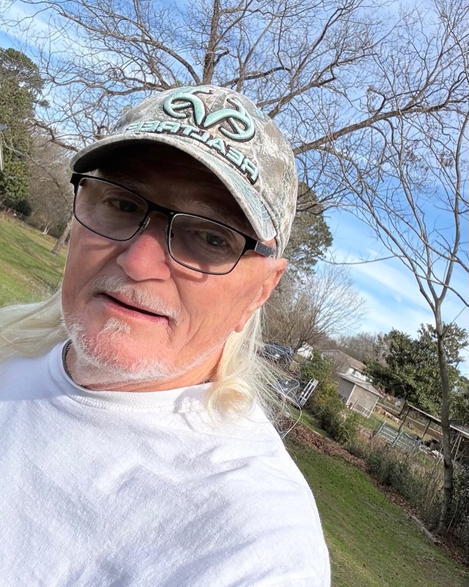 Vinicious tweet media