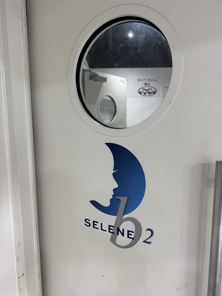 ももきち tweet media