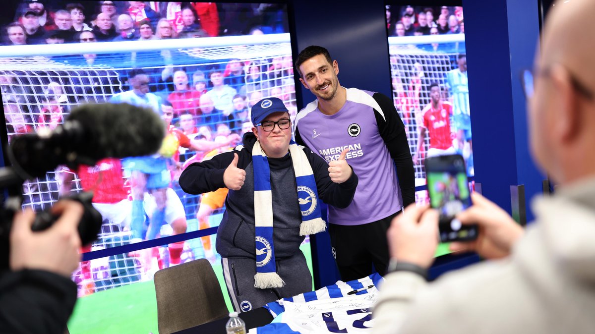 Brighton & Hove Albion tweet media