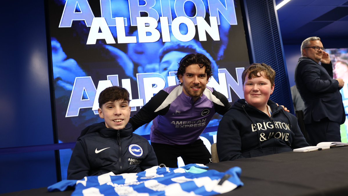 Brighton & Hove Albion tweet media
