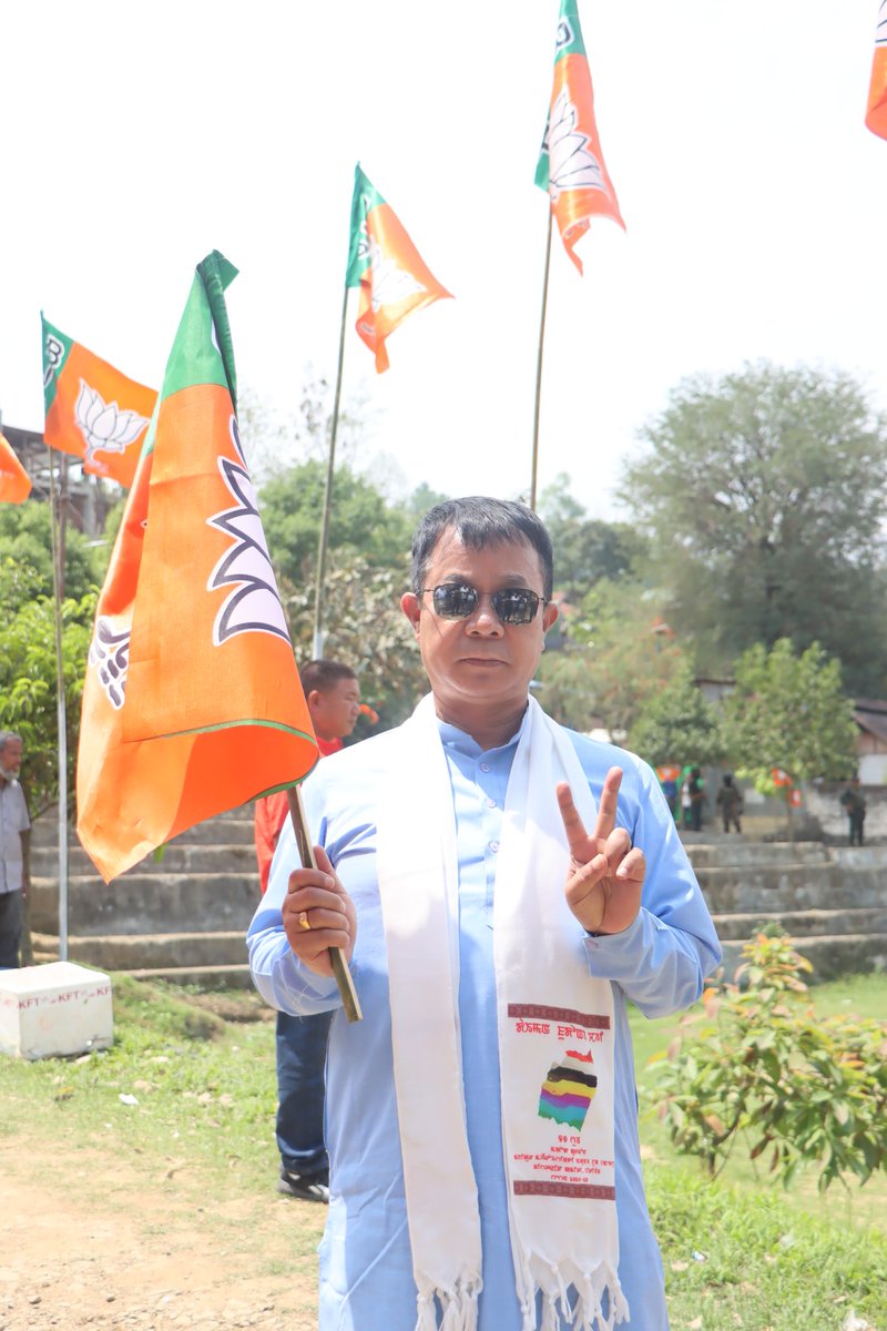 T. Robindro Singh tweet media