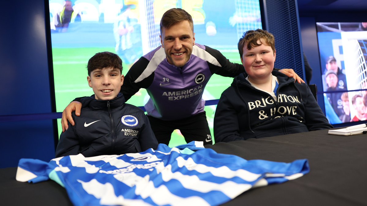 Brighton & Hove Albion tweet media