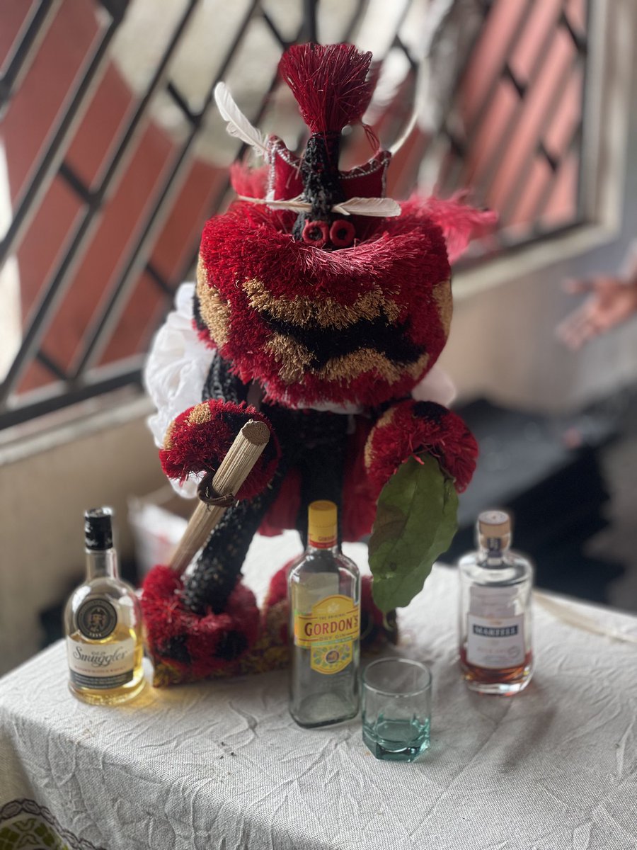 Eyen Inö Sugar tweet media