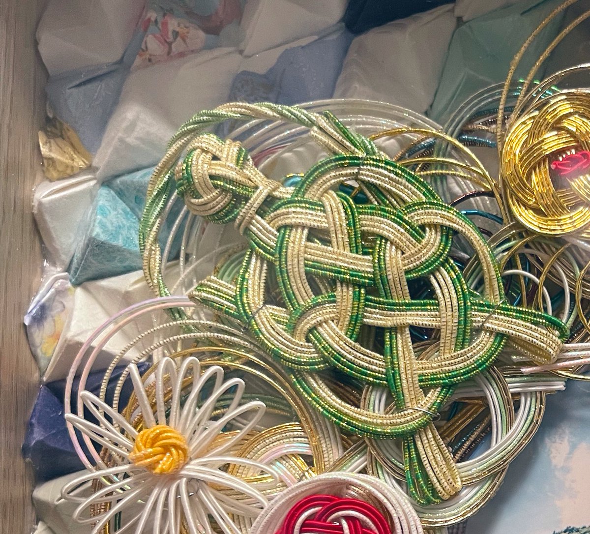 横山由依 tweet media